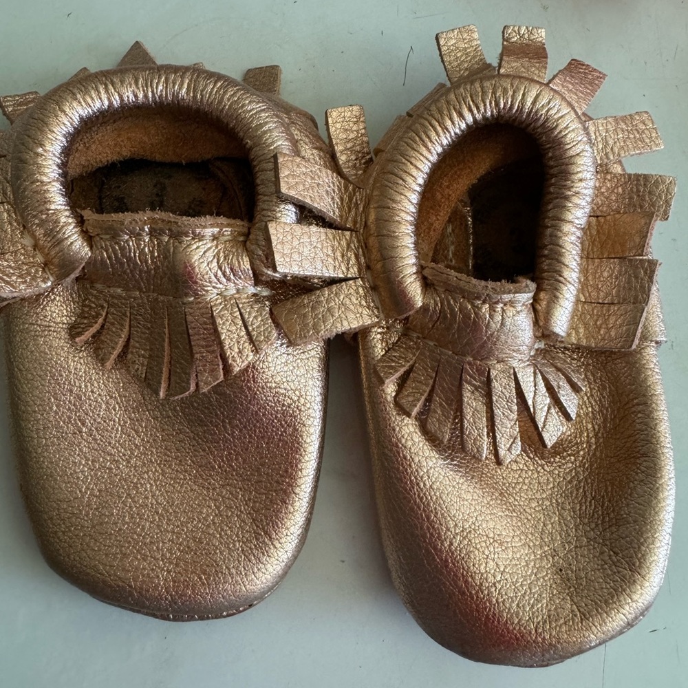 Freshly picked, rose gold moccasin, size 3